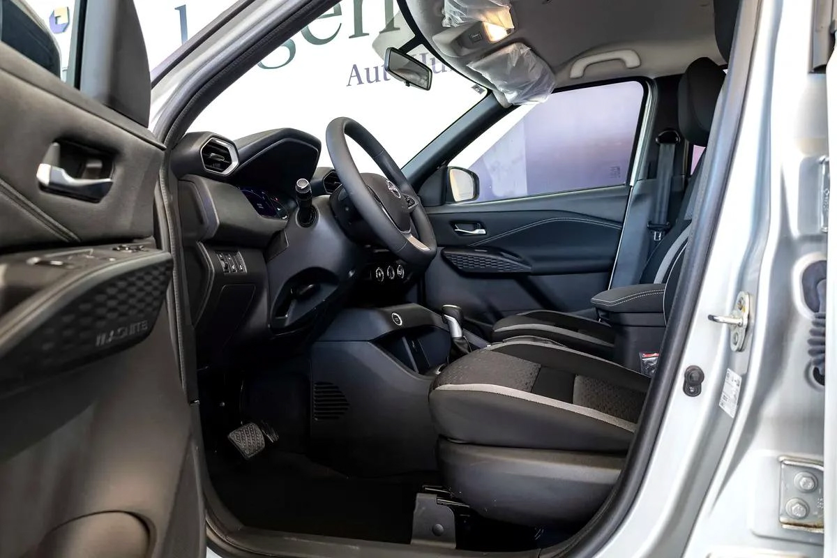 Dealership Warranty 3 years | AED 800 Monthly | 2026 Nissan Magnite S | Zero Down Payment-19-19