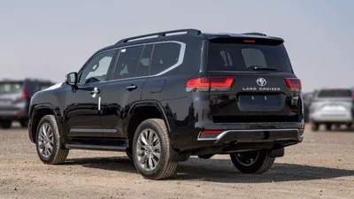 Toyota Land Cruiser VXR Toyota land cruiser VXR 3.5L Petrol Full Option 2025-6