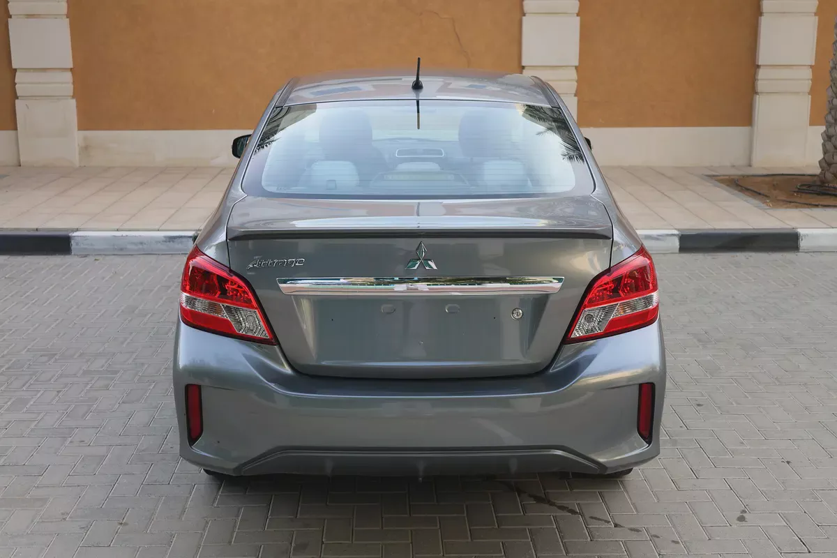 Mitsubishi Attrage GLX 2022 - GCC Specs - Low Mileage-8-8