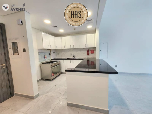 Like a brand new 2bhk//lavish interior//rent100k//all amenities//in arjan