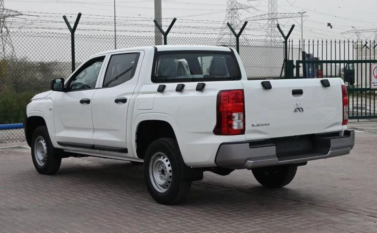 Mitsubishi L200 GL Mitsubishi L200 2.4L Diesel MT MY2024-1-0