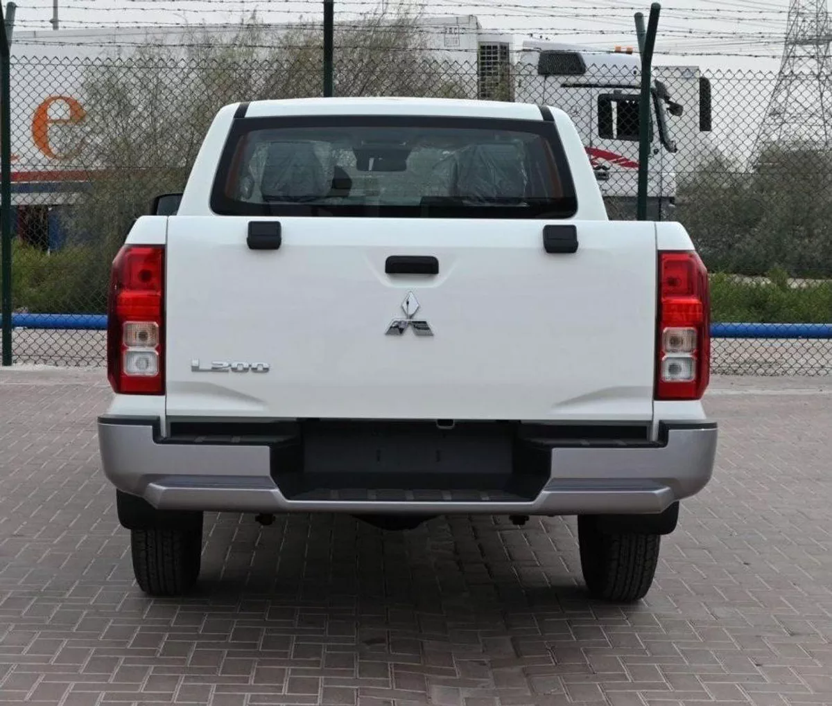 Mitsubishi L200 GL Mitsubishi L200 2.4L Diesel MT MY2024-3-0