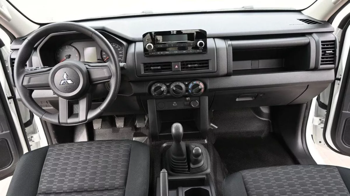 Mitsubishi L200 GL Mitsubishi L200 2.4L Diesel MT MY2024-7-0