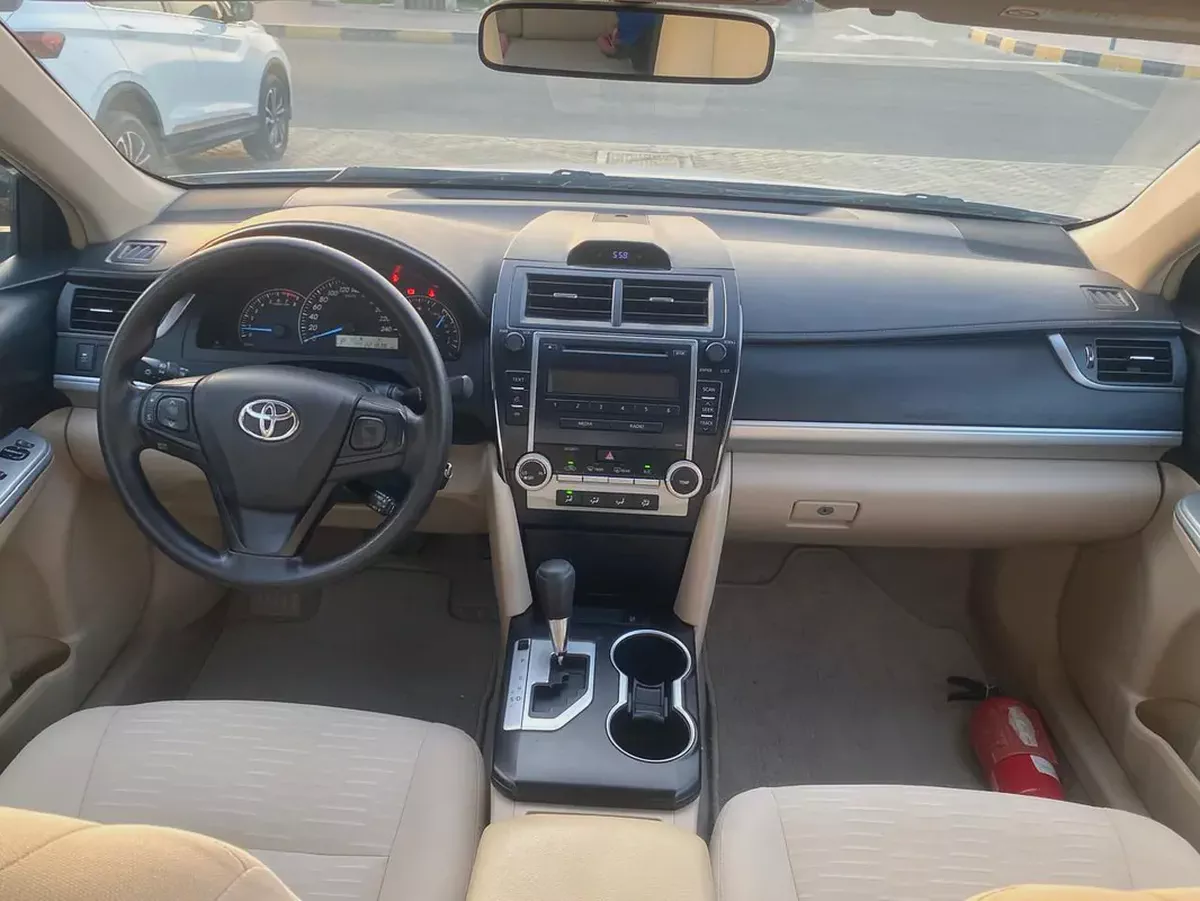 Toyota Camry S 2017 GCC Specs-13-13