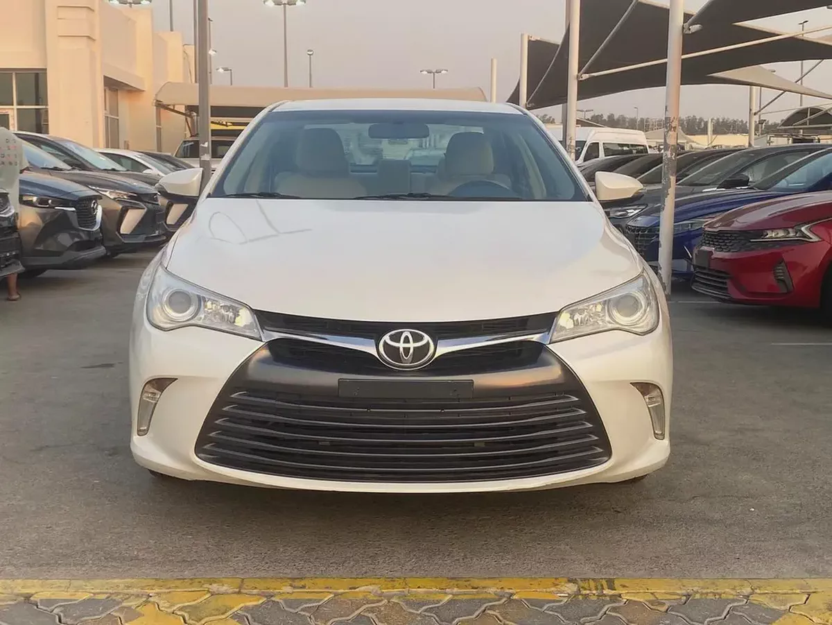 Toyota Camry S 2017 GCC Specs-1-1