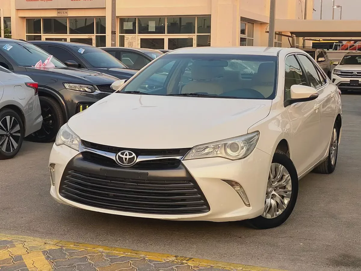 Toyota Camry S 2017 GCC Specs-5-5