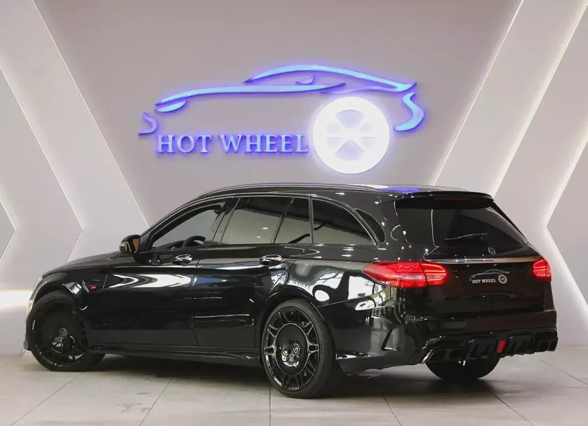 2018 - Mercedes-Benz C63 AMG - BRABUS KIT for 140,000.00 AED-1-1
