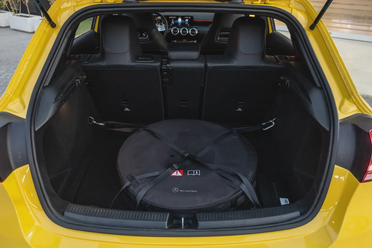 Mercedes-Benz A-Class 35 AMG 2023-11-11