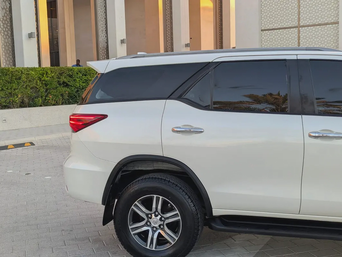 2021 Toyota Fortuner EXR GCC Specs | 2.7L Petrol | Excellent Condition | Family SUV