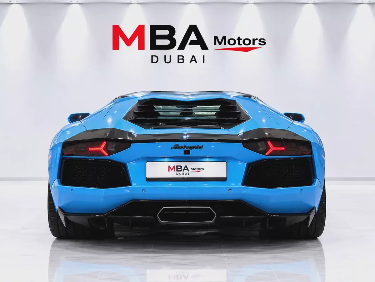 2015 Lamborghini Aventador LP 700-4 GCC Spec - Full Service Record-8-8