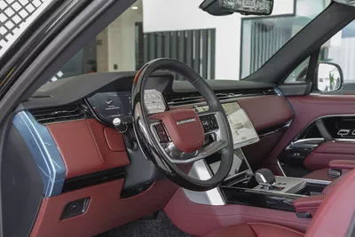Range Rover Vogue | HSE P530 | 2026 | GCC | V8 | Black Edition | AWD | Black  maroon Interior-9