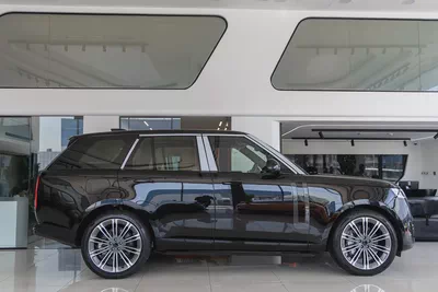 Range Rover Vogue | HSE P530 | 2026 | GCC | V8 | Black Edition | AWD | Black  maroon Interior-6