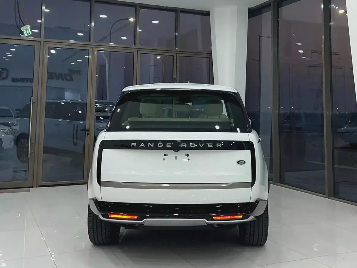 Land Rover Range Rover HSE P530 2022 | GCC Specs | Warranty-18-18