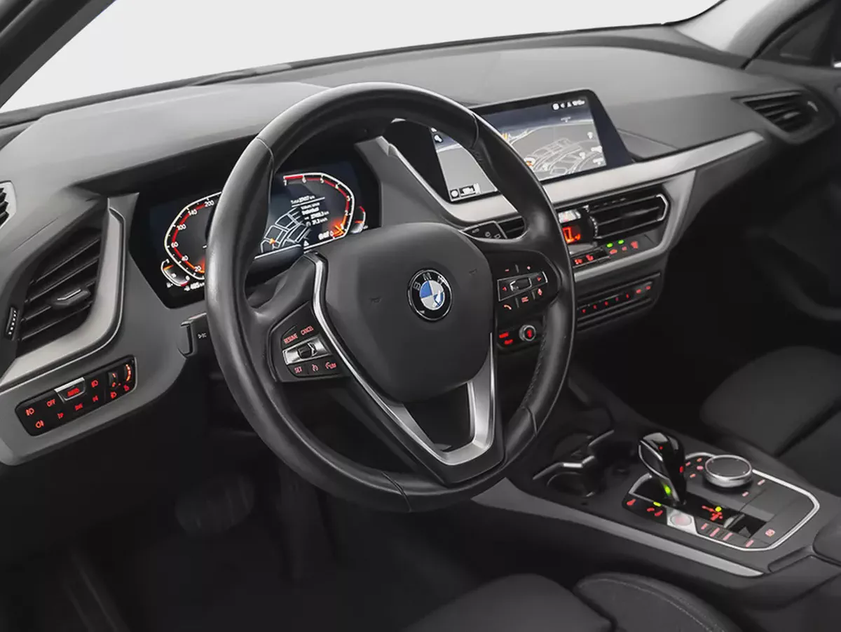 1,880 AED / 60 months | 0% DP | 2023 BMW 120i Sport Line / Full BMW Service History-6-6