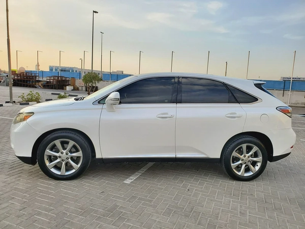 LEXUS RX350 2009 G.C.C FULL OPTION PANORAMIC ROOF IN EXCELLENT CONDITION