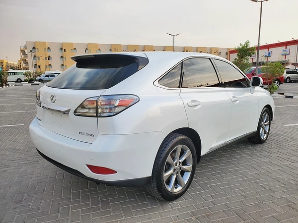 LEXUS RX350 2009 G.C.C FULL OPTION PANORAMIC ROOF IN EXCELLENT CONDITION