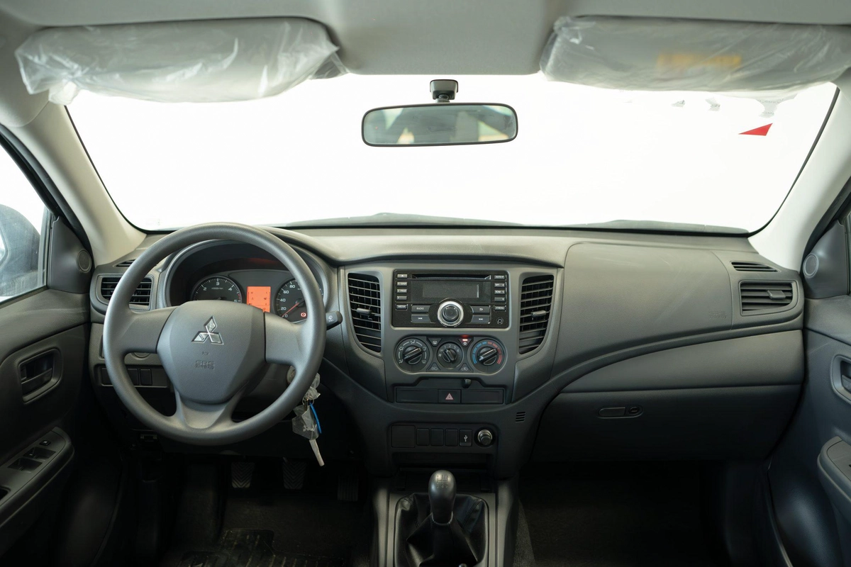 MITSUBISHI L200 2.5L M/T DIESEL 2WD MODEL 2023-5-5