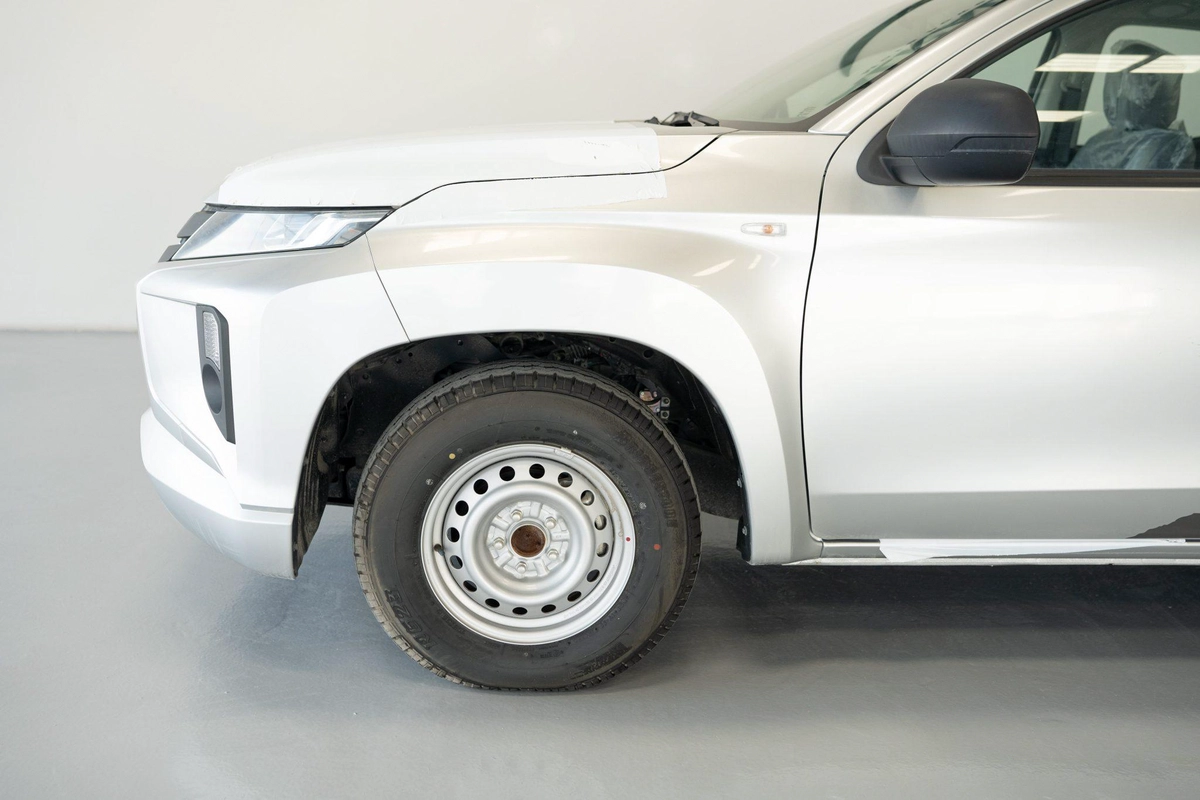 MITSUBISHI L200 2.5L M/T DIESEL 2WD MODEL 2023-6-6