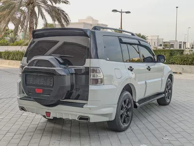 MITSUBISHI PAJERO 2016 MODIFIED SIGNATURE EDITION GLS MID V6 3.5L GCC IN EXCELLENT CONDITION-14