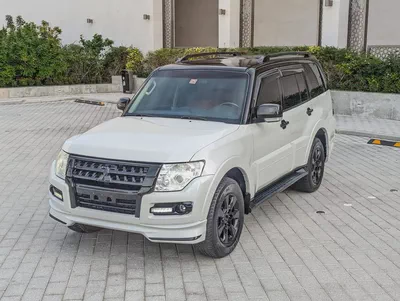 MITSUBISHI PAJERO 2016 MODIFIED SIGNATURE EDITION GLS MID V6 3.5L GCC IN EXCELLENT CONDITION-1