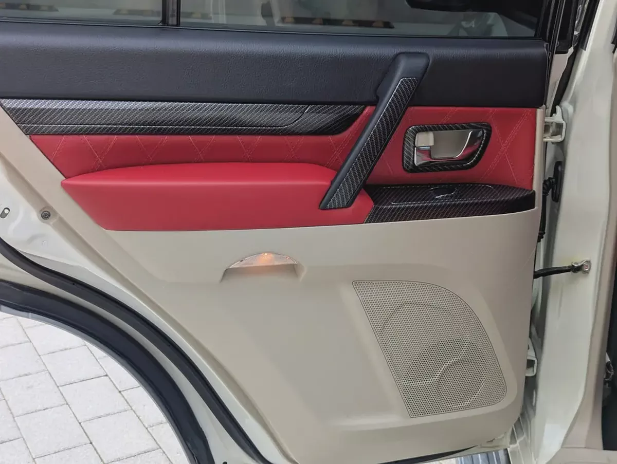 MITSUBISHI PAJERO 2016 MODIFIED SIGNATURE EDITION GLS MID V6 3.5L GCC IN EXCELLENT CONDITION-9-9