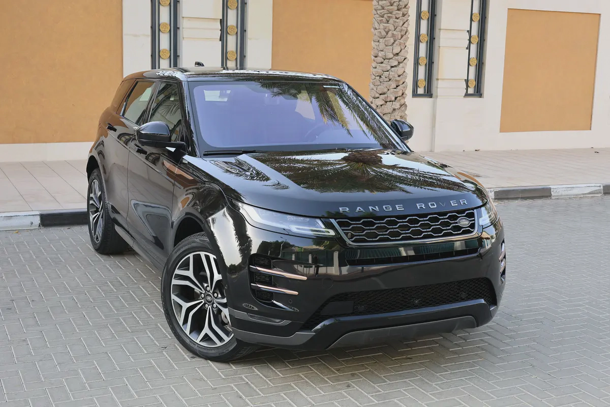 EVOQUE P250 HSE - GCC SPECS - FULL SERVICE HISTORY - ACCIDENT FREE - UNDER WARRANTY --1-1