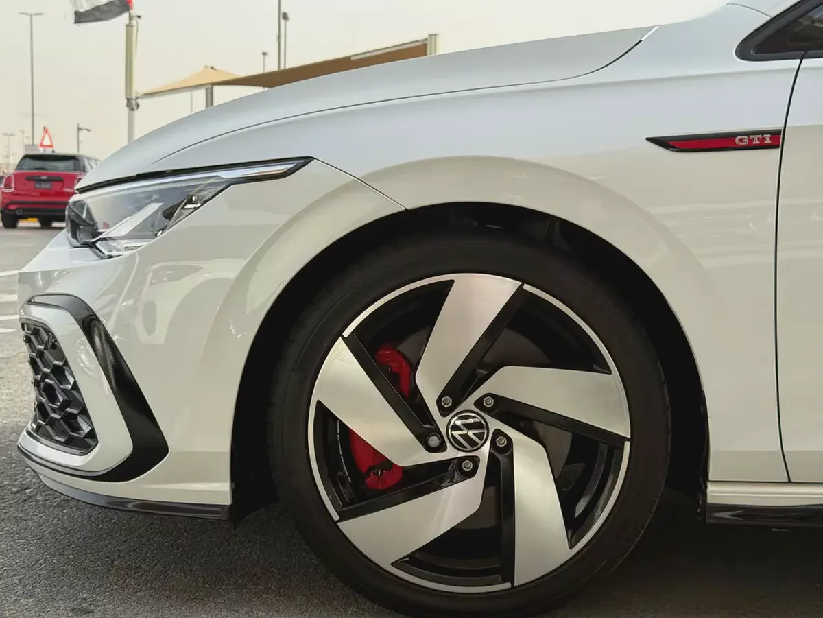 2022 Volkswagen Golf GTI American Specs-4-4