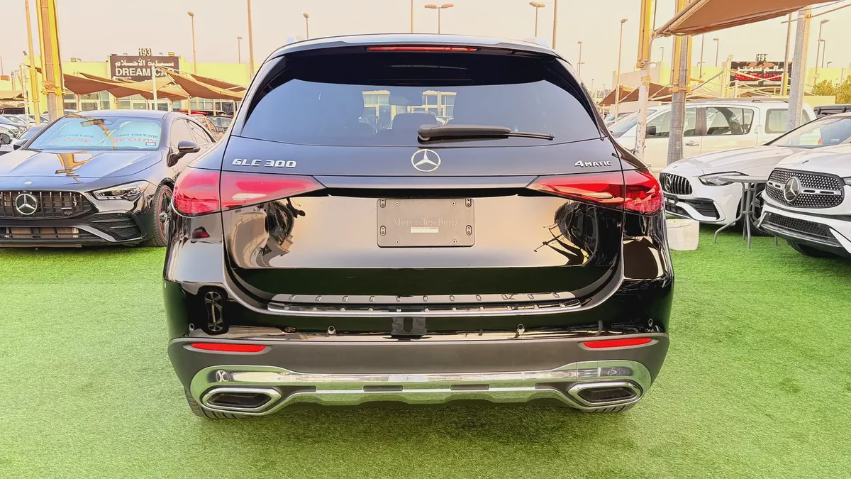 2023 Mercedes-Benz GLC-Class GLC 300 4MATIC-3-3