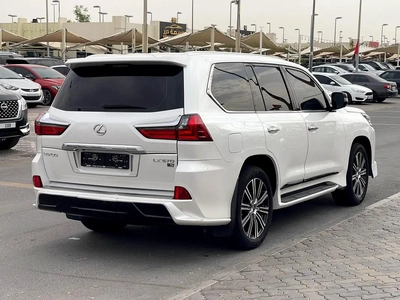 Lexus LX 570 Signature 2018 GCC Specs-6