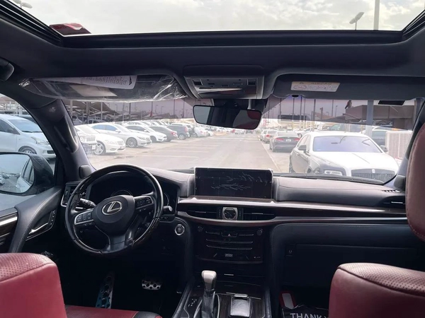 Lexus LX 570 Signature 2018 GCC Specs