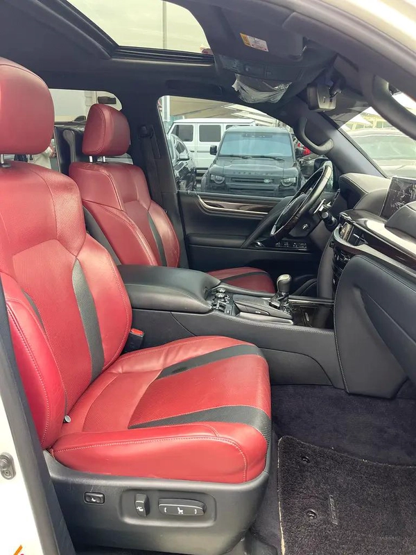 Lexus LX 570 Signature 2018 GCC Specs