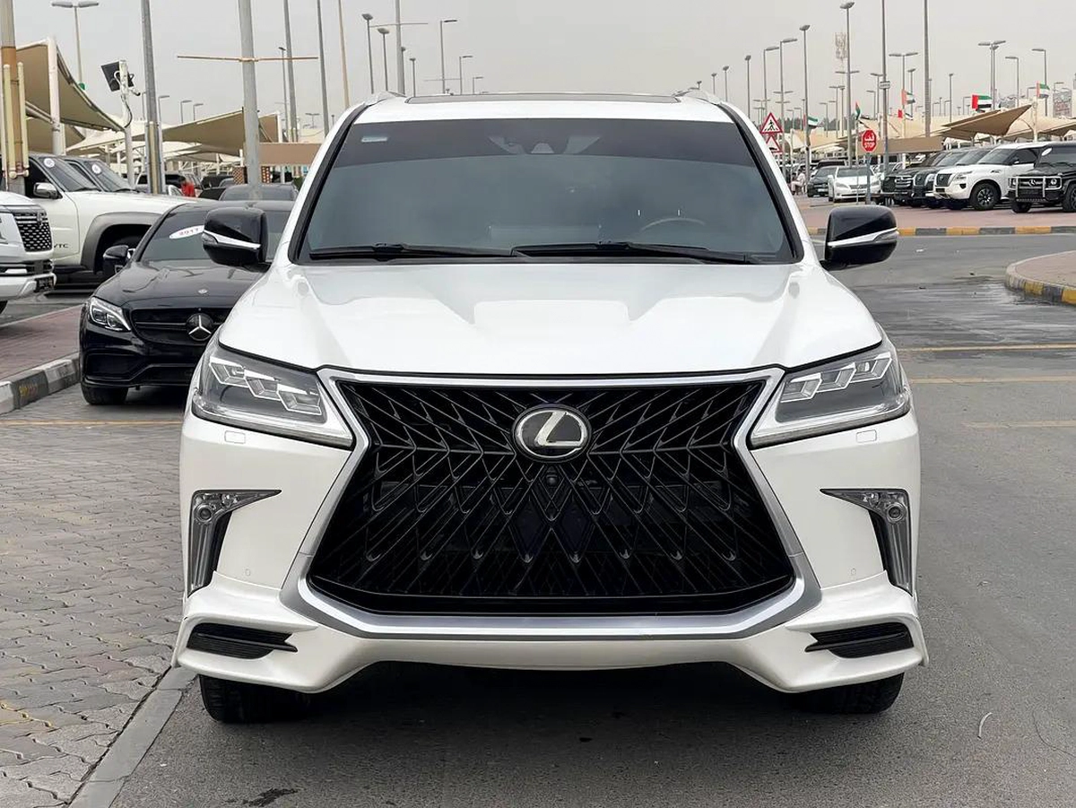 Lexus LX 570 Signature 2018 GCC Specs-9-9