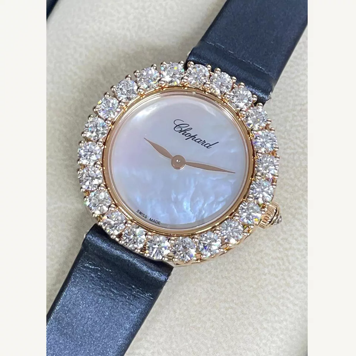 Chopard Heure Du Diamant Condition: New | Year of production 2024 | Original box | Original papers-2-2