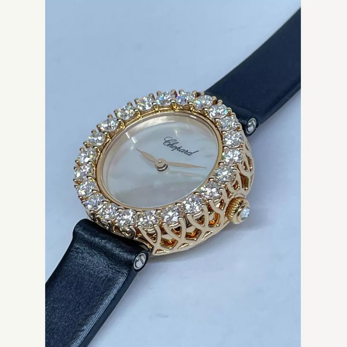 Chopard Heure Du Diamant Condition: New | Year of production 2024 | Original box | Original papers-1-1