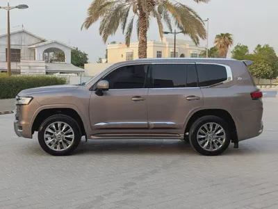 Toyota Land Cruiser GXR 2012 Facelifted 2025 GCC Specs - Interior and Exterior Excellent Condition-7