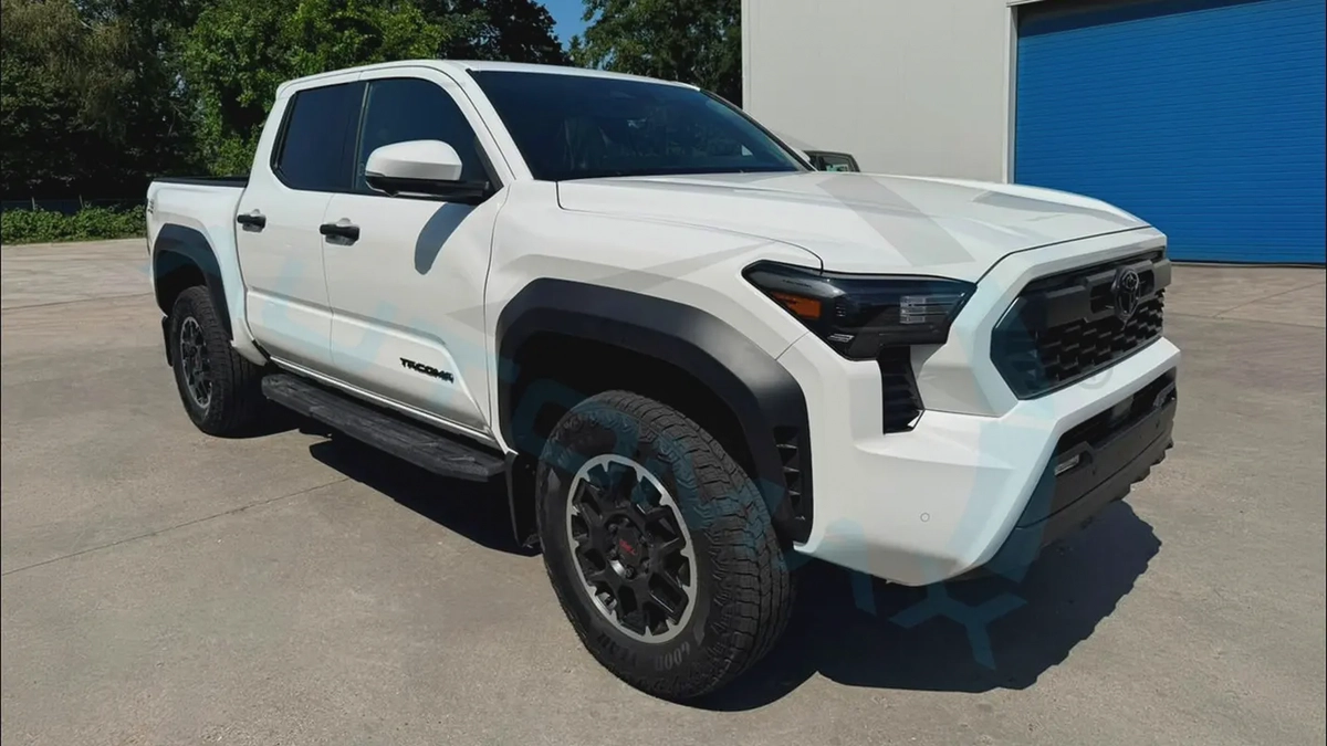 ( For Export / multiple colors ) 2026 Toyota Tacoma TRD Off-Road Premium 2.4T 4x4 BRAND NEW-3-3