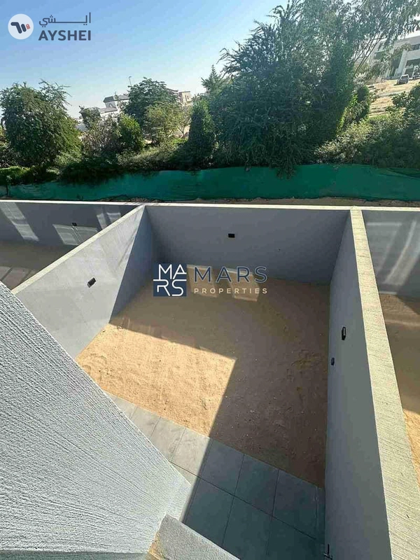 Luxury 2bhk villa in Masaar For rent _115k