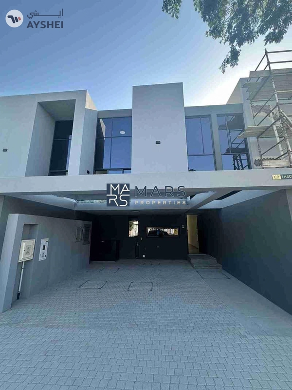 Luxury 2bhk villa in Masaar For rent _115k