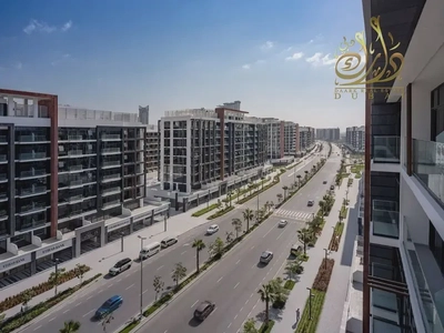 Your golden opportunity to invest– guaranteed returns and a prime location-0