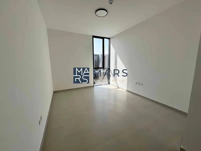| Brand New 2 Bedroom Townhouse | Maids Room | Private Garden |-13