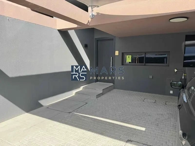 | Brand New 2 Bedroom Townhouse | Maids Room | Private Garden |-2