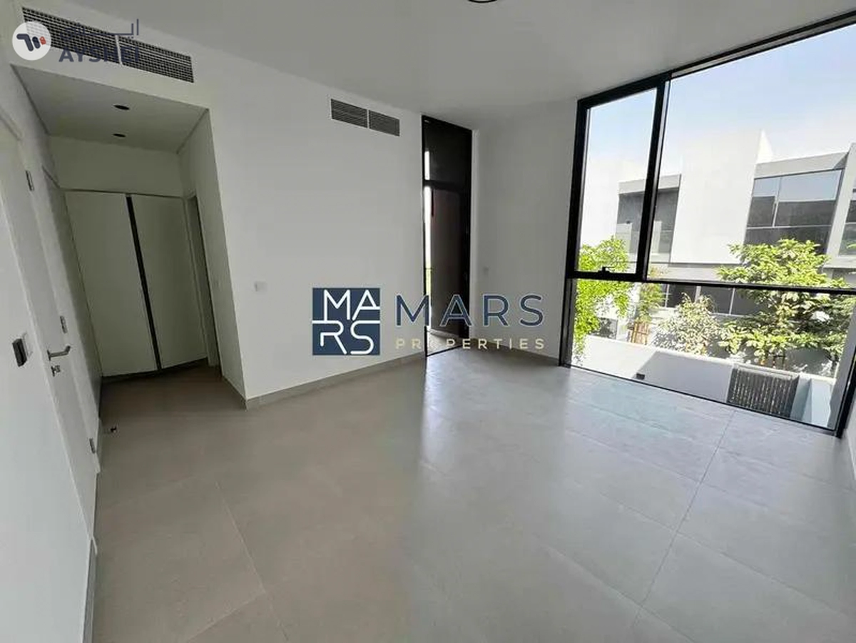 | Brand New 2 Bedroom Townhouse | Maids Room | Private Garden |-10-10