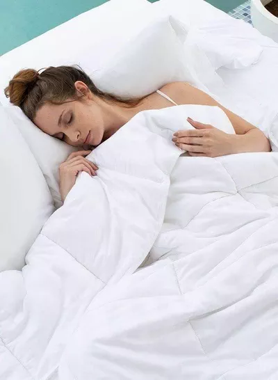 Cottage Style Microfiber Comforter Quilt, Ultra-Soft White Duvet for a Cozy Night's Sleep, Available in King (240x260 cm), Queen (220x240 cm), and Single (160x230 cm) Sizes-3
