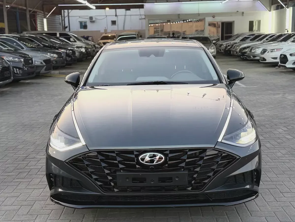 Hyundai Sonata Smart 2023 - Korean Specs - Like New-1-1