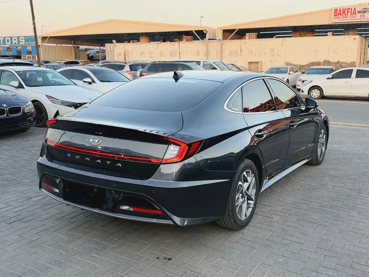 Hyundai Sonata Smart 2023 - Korean Specs - Like New-4-4