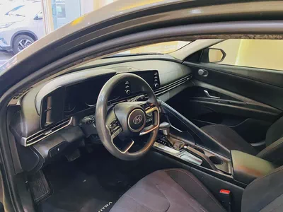 2023 Hyundai Elantra GLS GCC Specs - Excellent Condition-6