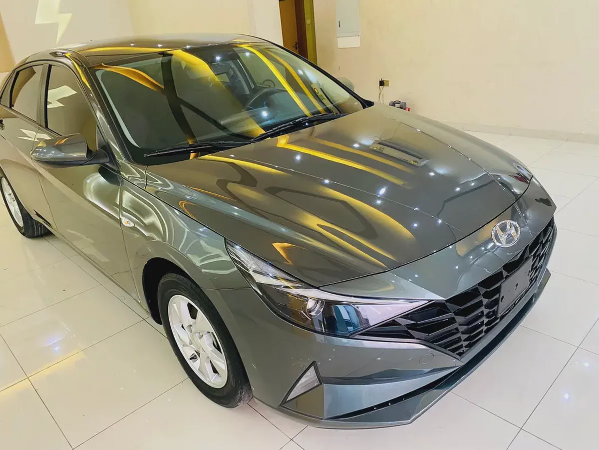 2023 Hyundai Elantra GLS GCC Specs - Excellent Condition-8-8