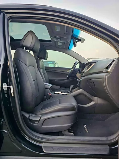 Hyundai Tucson STANDARD 1.6 TURBO | PUSH START | PANORAMIC ROOF | PWR WITH LEATHER SEATS | MY2017-12