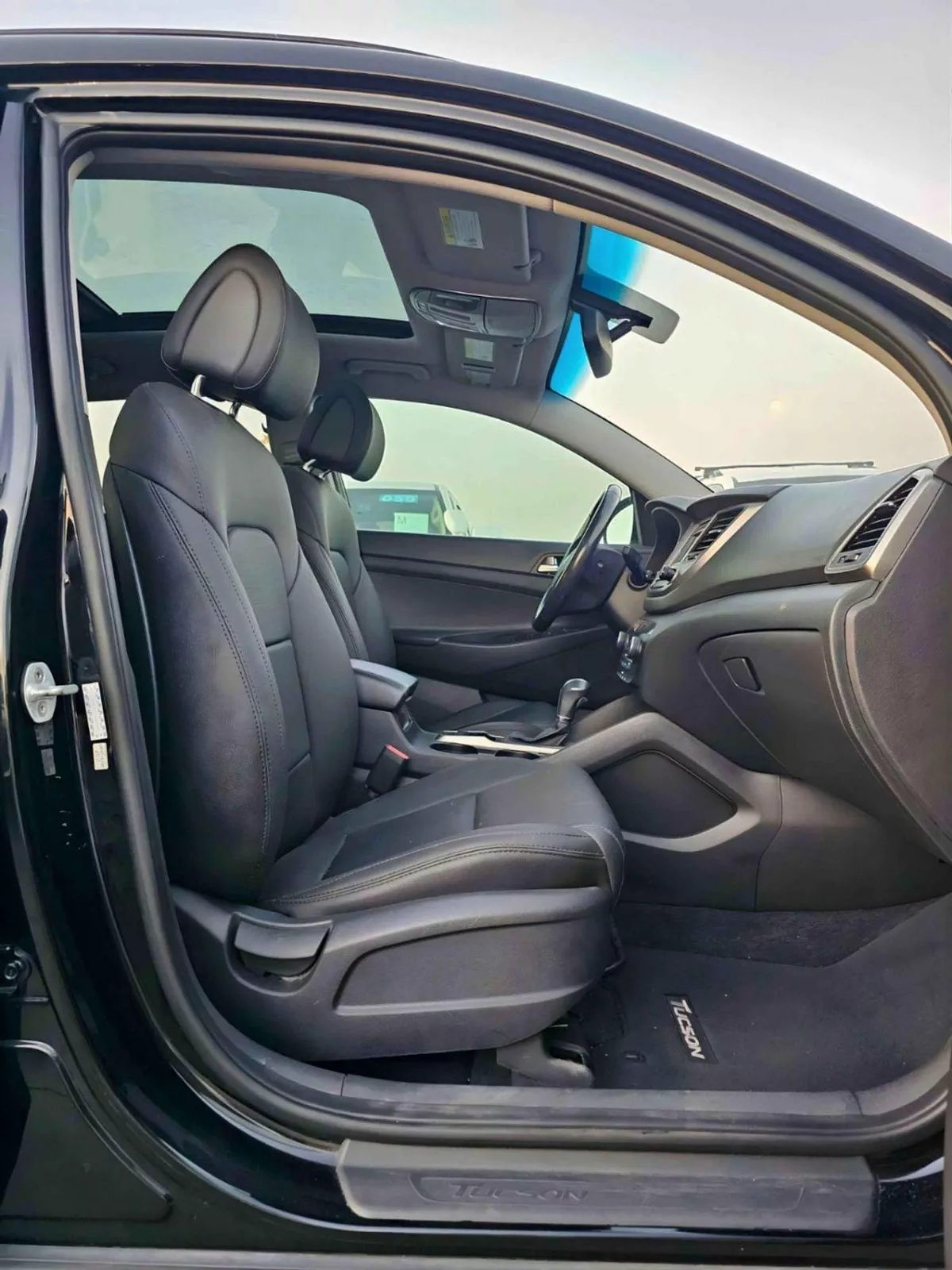 Hyundai Tucson STANDARD 1.6 TURBO | PUSH START | PANORAMIC ROOF | PWR WITH LEATHER SEATS | MY2017-12-0