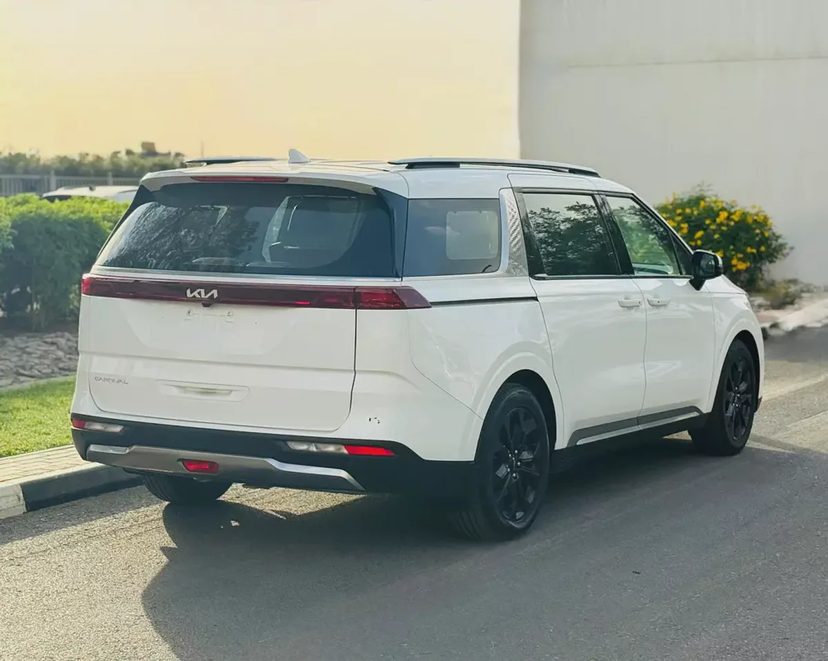 Kia Carnival 3.5L Model 2022 GCC Specs Full Option-4-4